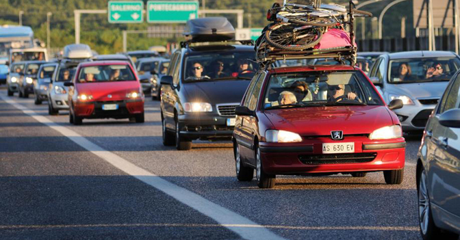 Esodo estivo Autostrada Salerno Pontecagnano (Ansa) Esodo estivo Autostrada Salerno Pontecagnano (Ansa)